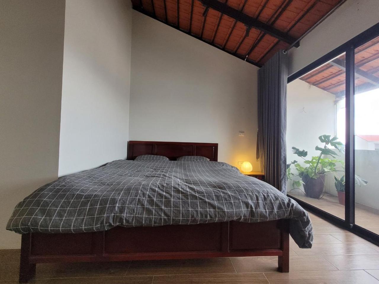 Noi Bai Flight Path Homestay Hanoi Exterior photo