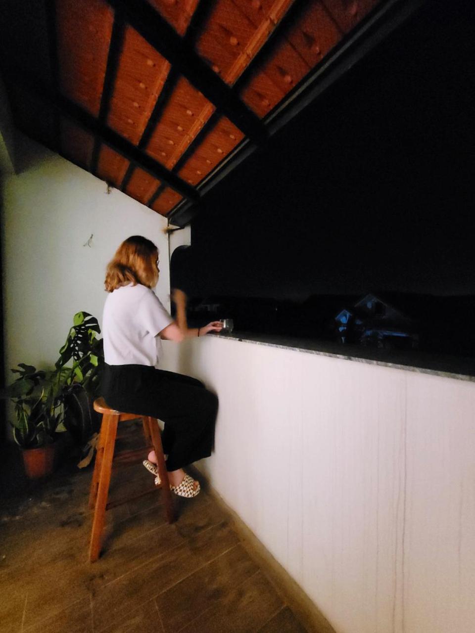 Noi Bai Flight Path Homestay Hanoi Exterior photo